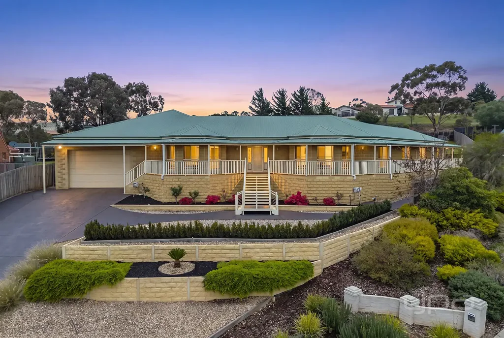 Darley 4 Bedroom STUNNING SANDSTONE CRAFTED FAMILY HOME ON MASSIVE BLOCK!!