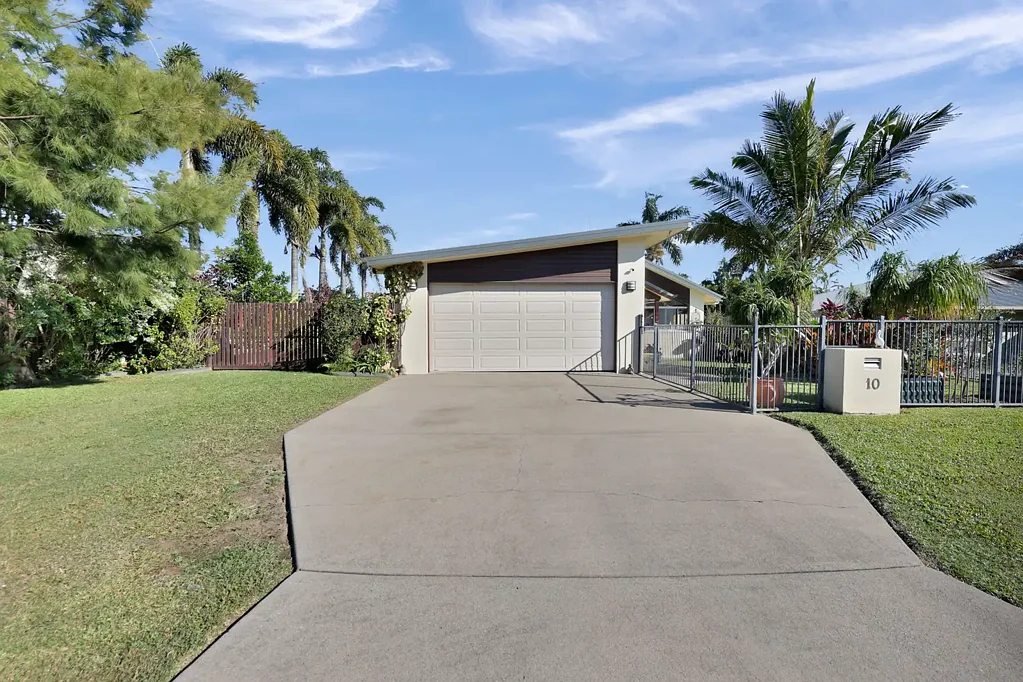 10 Dustwill Street, Eimeo, QLD 4740