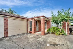 2/10 Upton Crescent, Narre Warren