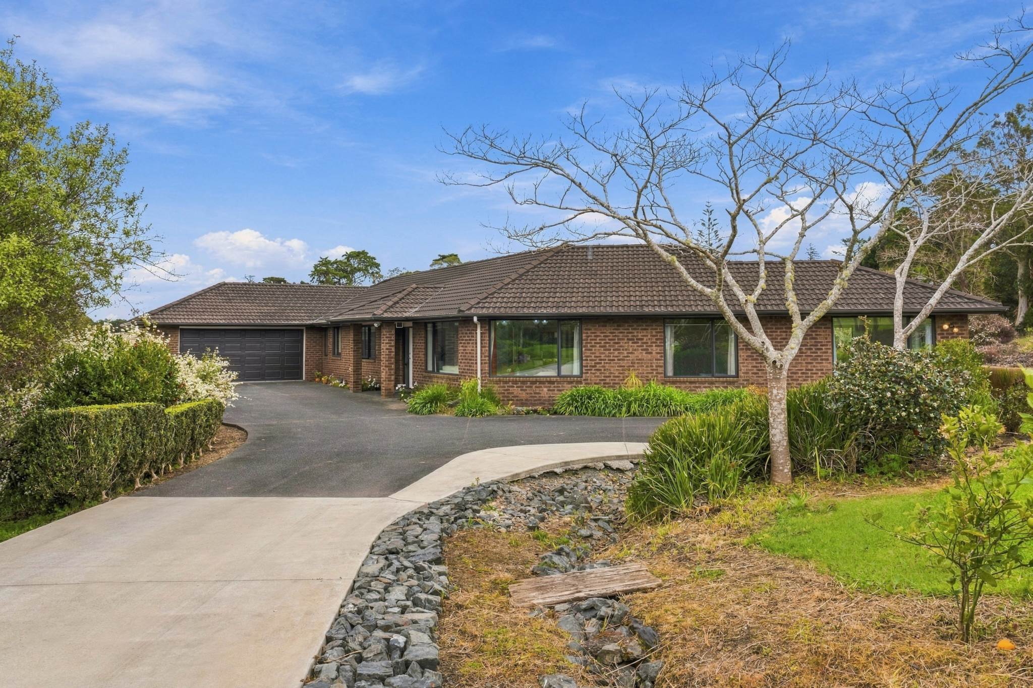 29 Whangaparaoa Road, Red Beach, photo 3