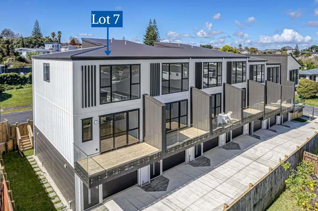 Pakuranga 3chambre 3 Masters -Vendor Says Sell!