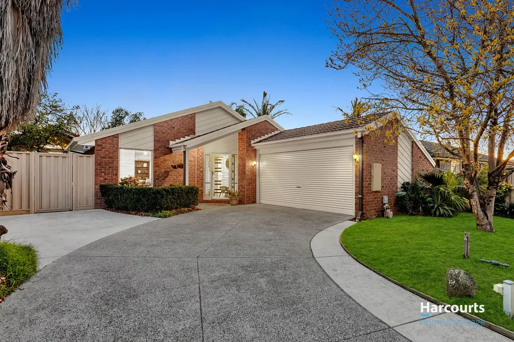 56 Strathaird Drive, Narre Warren South, VIC 3805