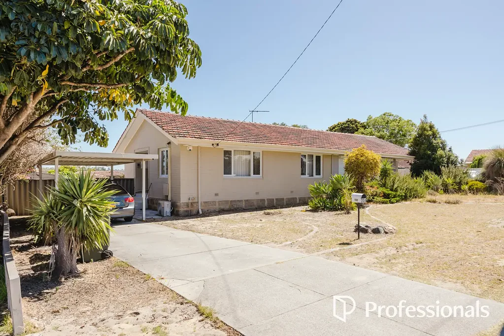 23A Pointer Way, Girrawheen, WA 6064