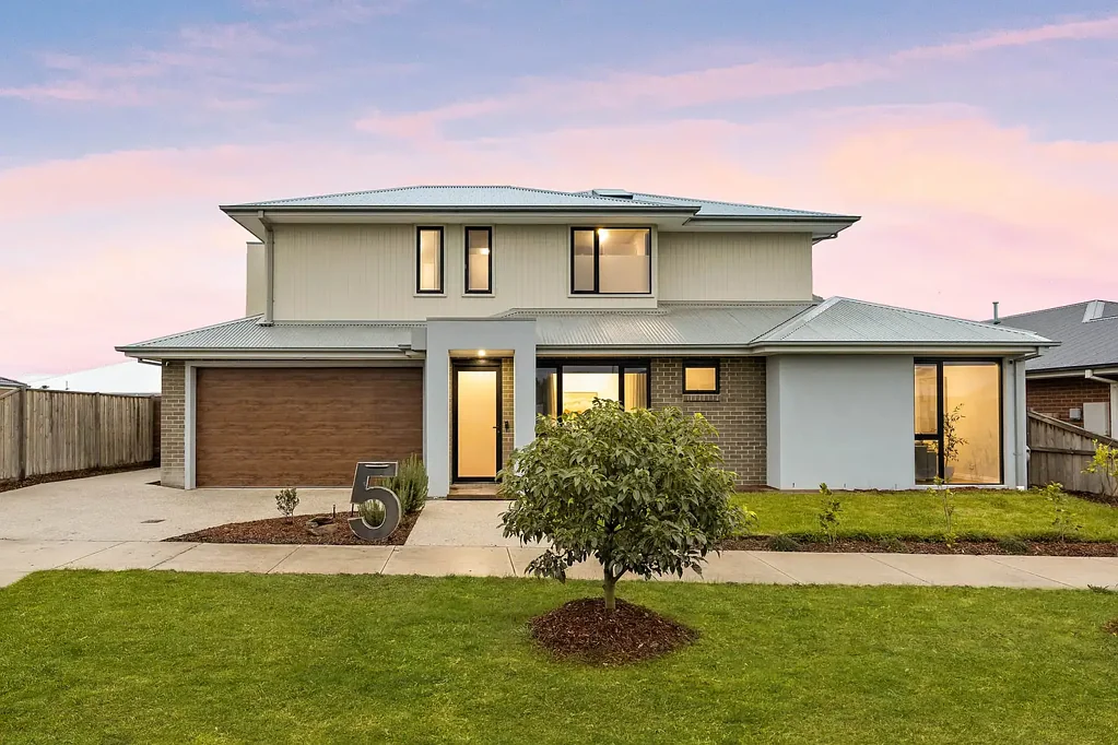 Gisborne 4房  Stunning, Design-Driven Family Residence