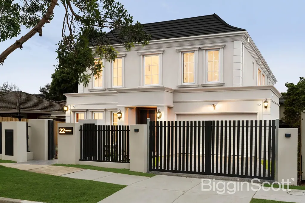 Doncaster East 5房  Elite Craftsmanship in East Doncaster Secondary Zone