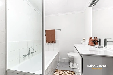 80/219-227 Chalmers Street, Redfern, NSW 2016, 2房, 2浴, Unit