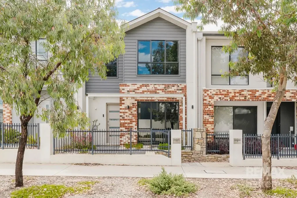 Wanneroo 3Kwarto Stylish Two-Storey Townhouse in Myella Estate with Flexi 4th room