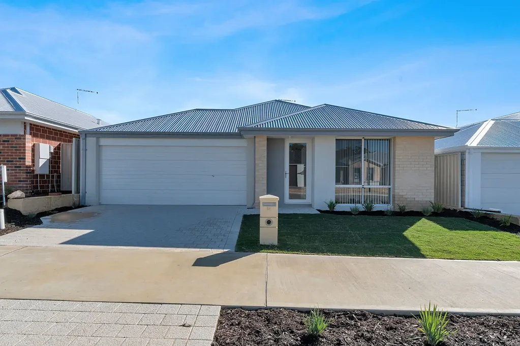 Lovely New 4 x 2 in Baldivis