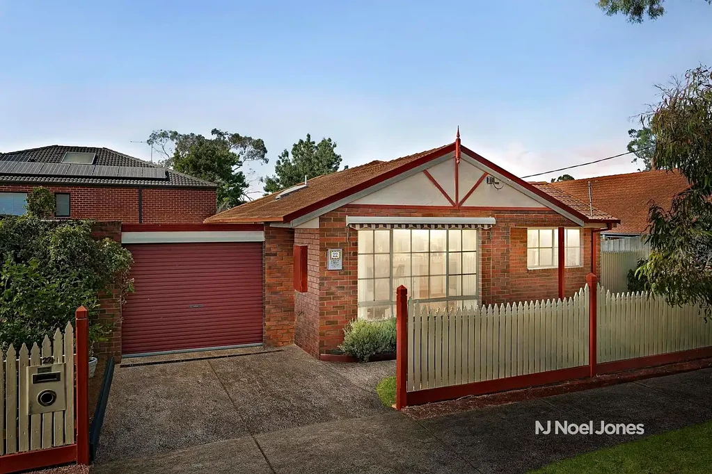 22 McGhee Avenue, Mitcham, VIC 3132