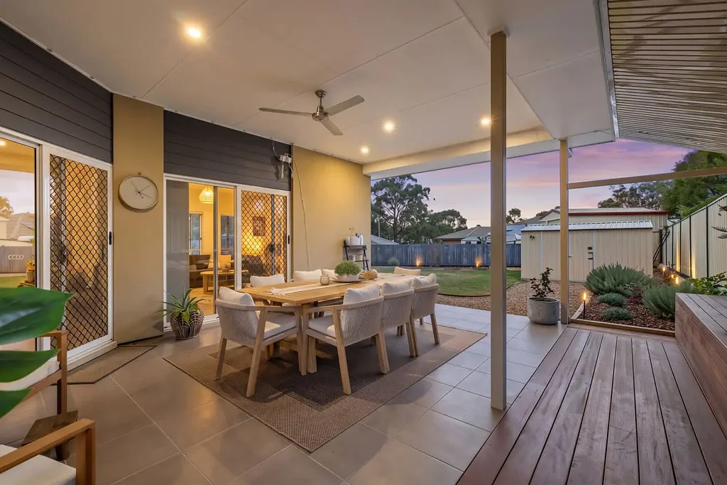 Warwick 4कमरा Your Dream Family Home Awaits!