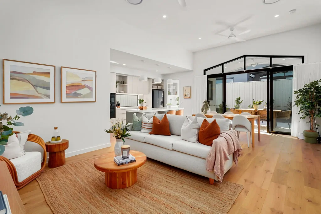 Fullerton Cove 3部屋 Luxury Living Awaits in a New Over 55s Community