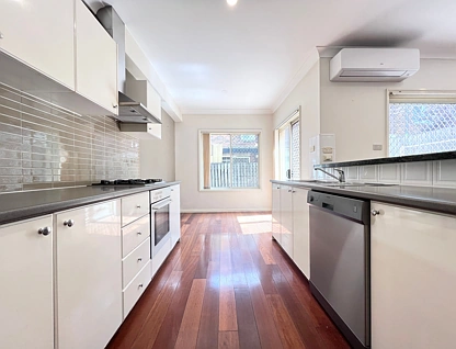 8 Conner Close, Liberty Grove, Inner West, 3 कमरे, 2 बाथरूम, Townhouse