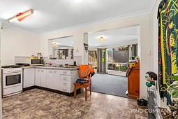 15 Phlox Court, Waterford West