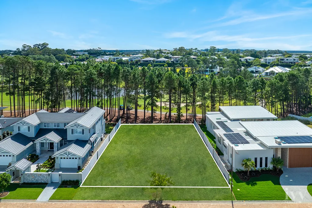 Hope Island Prime North-Facing Block Overlooking 14th Hole in Sanctuary Pines