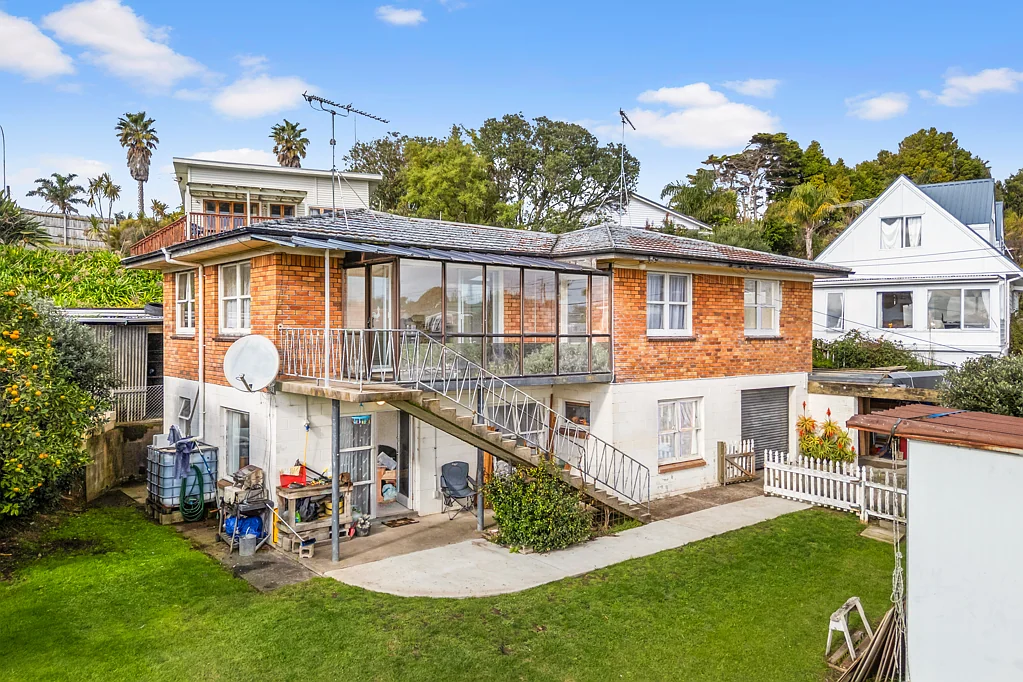 5 Pohutukawa Avenue, Red Beach, Rodney, Auckland