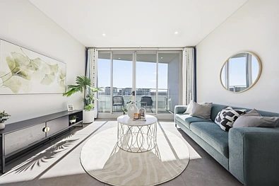 Lidcombe 2 Bedroom Sunlit North Facing Apartment with Study, Steps to Olympic Park