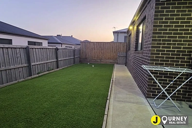 37 Dysart Boulevard, Donnybrook, VIC 3064, 4 Bedrooms, 2 Bathrooms, House