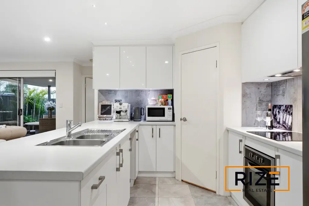 Banksia Grove 4Kwarto Modern 4-Bedroom Home Offering Lifestyle and Value