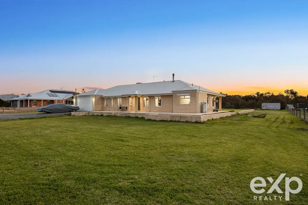 115 Rangeview Loop, Serpentine, WA 6125