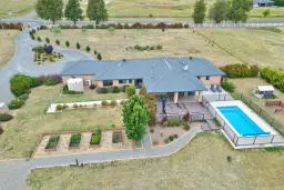 104 Collector Road, Gunning