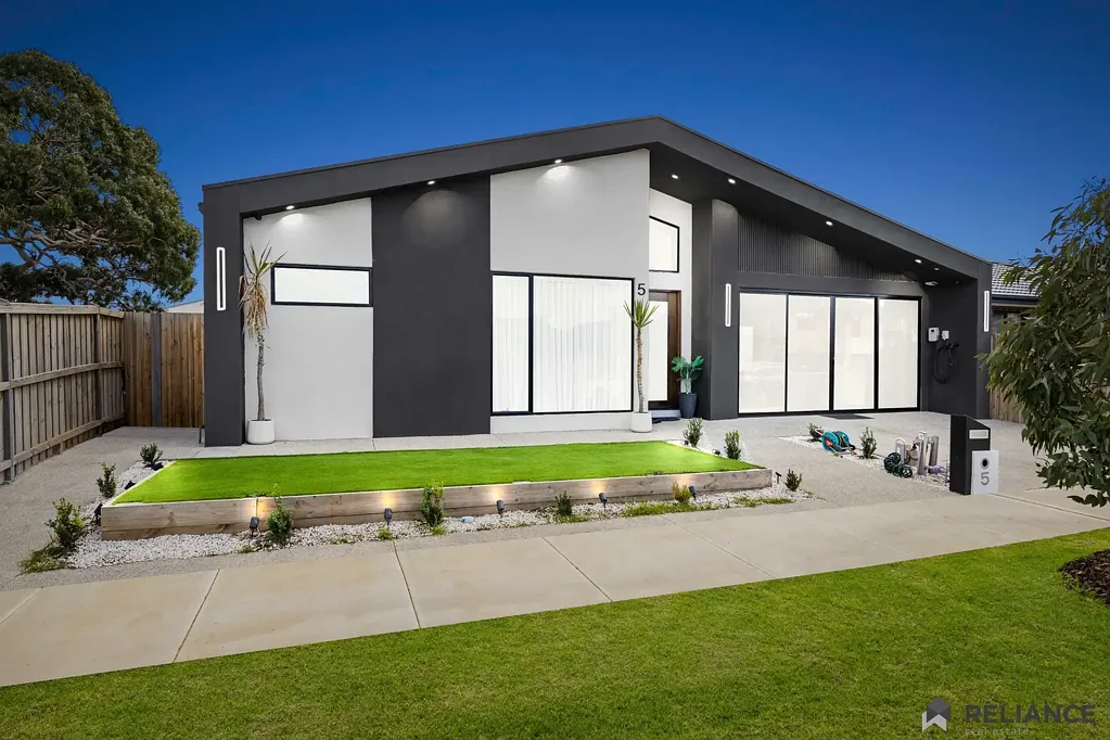 Mickleham 5غرفة نوم Reliance Real Estate welcome to 5 Rue Street, Mickleham