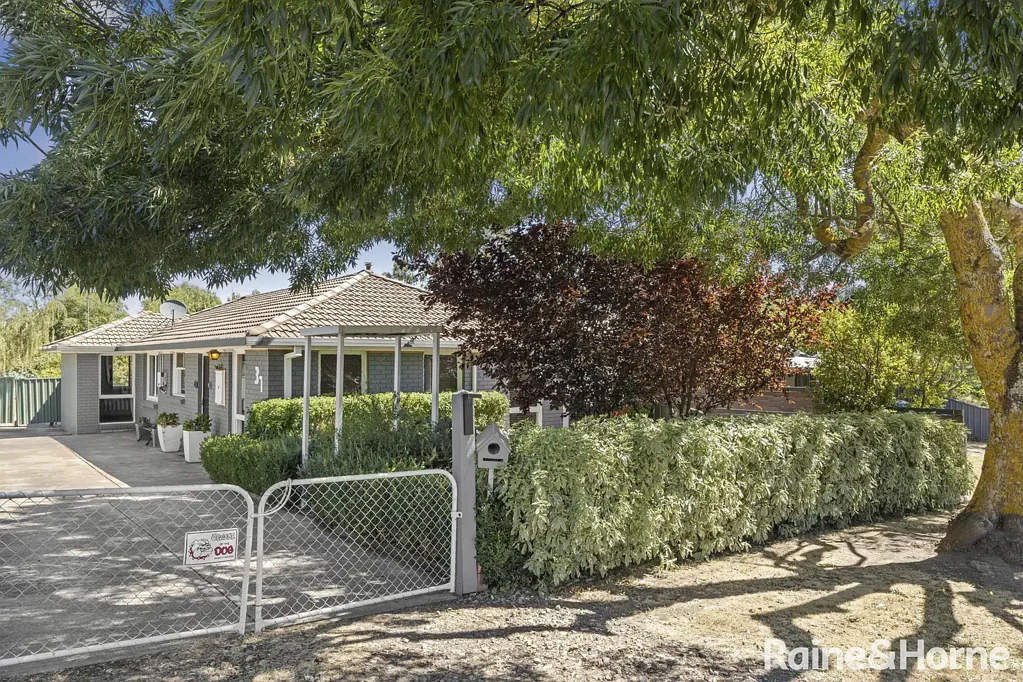 37 Yaldwyn Street West, Kyneton, VIC 3444