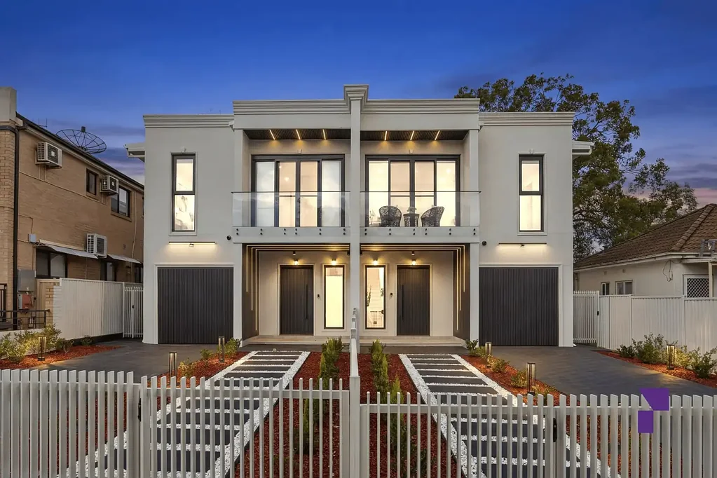 Villawood 5房 建筑设计砖瓦家庭住宅，展现时尚的室内外娱乐和生活空间 Architecturally designed brick family home reveals chic in/outdoor entertaining and living