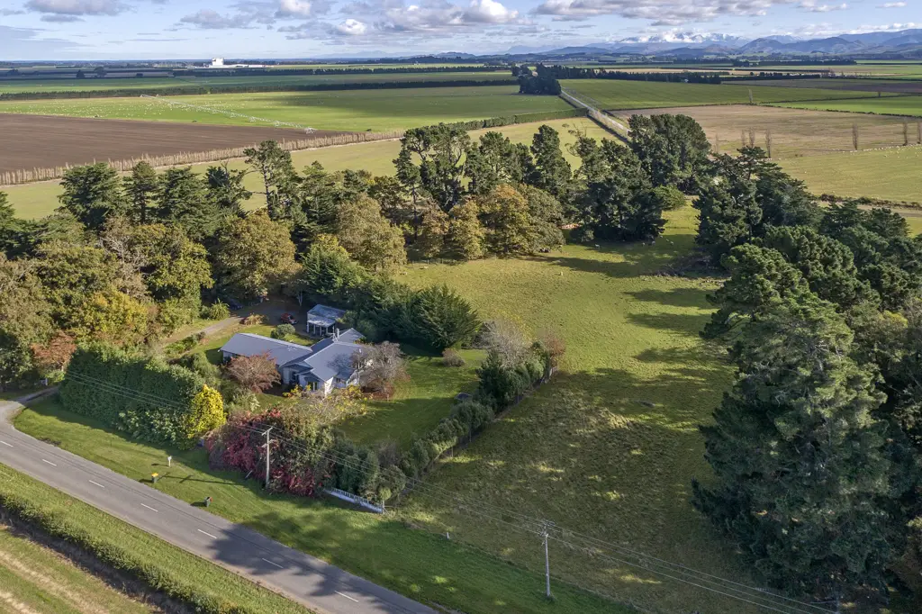 Darfield Character home with river nearby