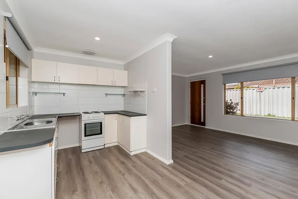 Warnbro 3Zimmer 'BEACHSIDE' OPPORTUNITY