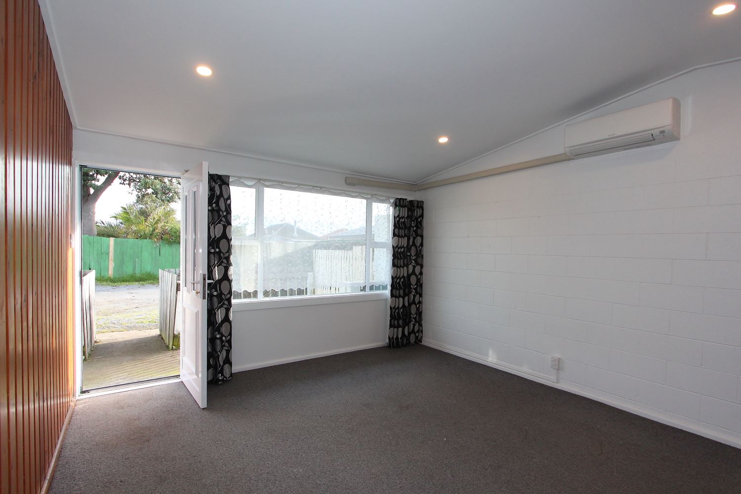 2/71 Estuary Road, New Brighton, Christchurch, 2 chambres, 1 salles de bain