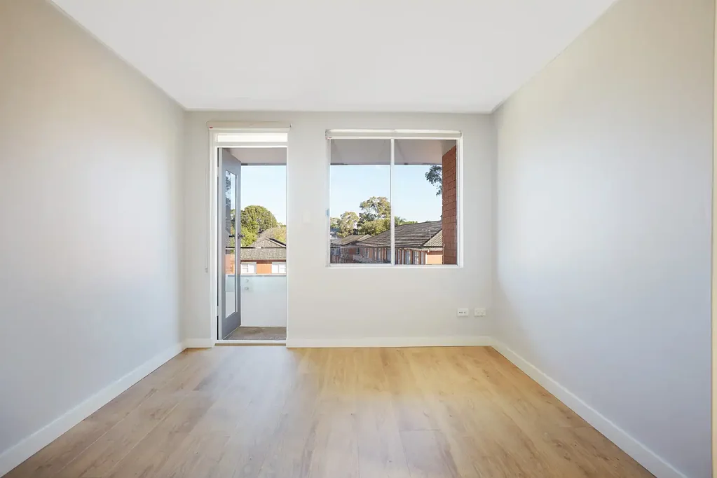 Contemporary style in a refurbished apartment block