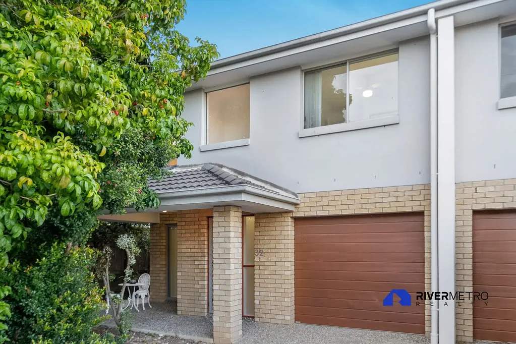 Marsden 3房 现代、宽敞且私密的联排别墅，位于度假村式封闭社区 Modern, Spacious & Private Townhouse in a Resort-Style Gated Community