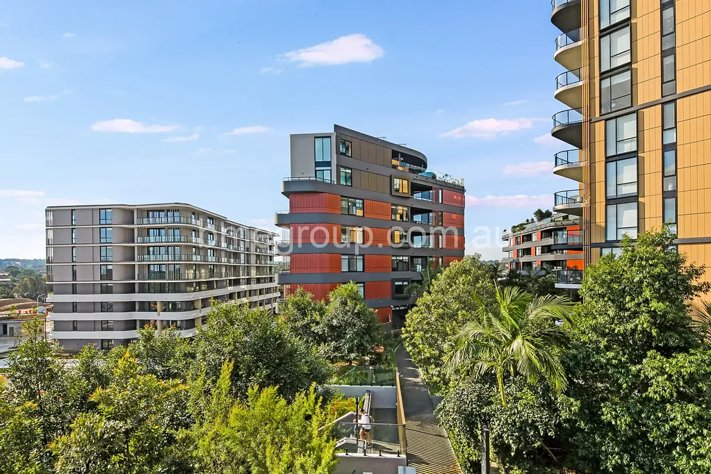 Wentworth Point 1Moenga Tranquil Garden Facing | Northeast Aspect | Skylight | Total Size: 84 SQM