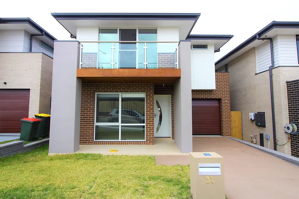 4 Bedroom Residence in Marsden Park for Lease!