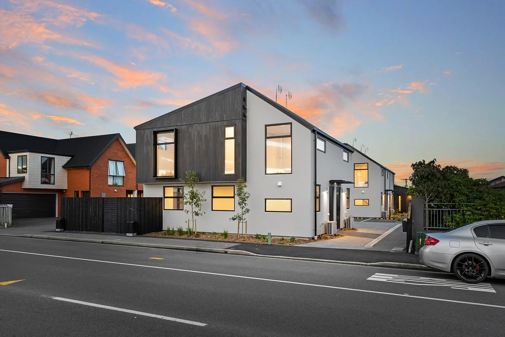 Sydenham 2房  Brand New & Supremely Located!