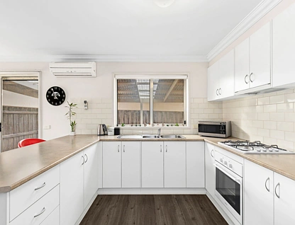 2/39 Haugh Street, Lovely Banks, Geelong, 2 રૂમ, 1 બાથરૂમ, House
