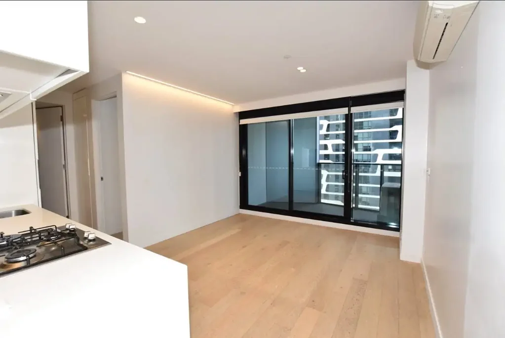 Modern CBD Living with Resort-Style Facilities