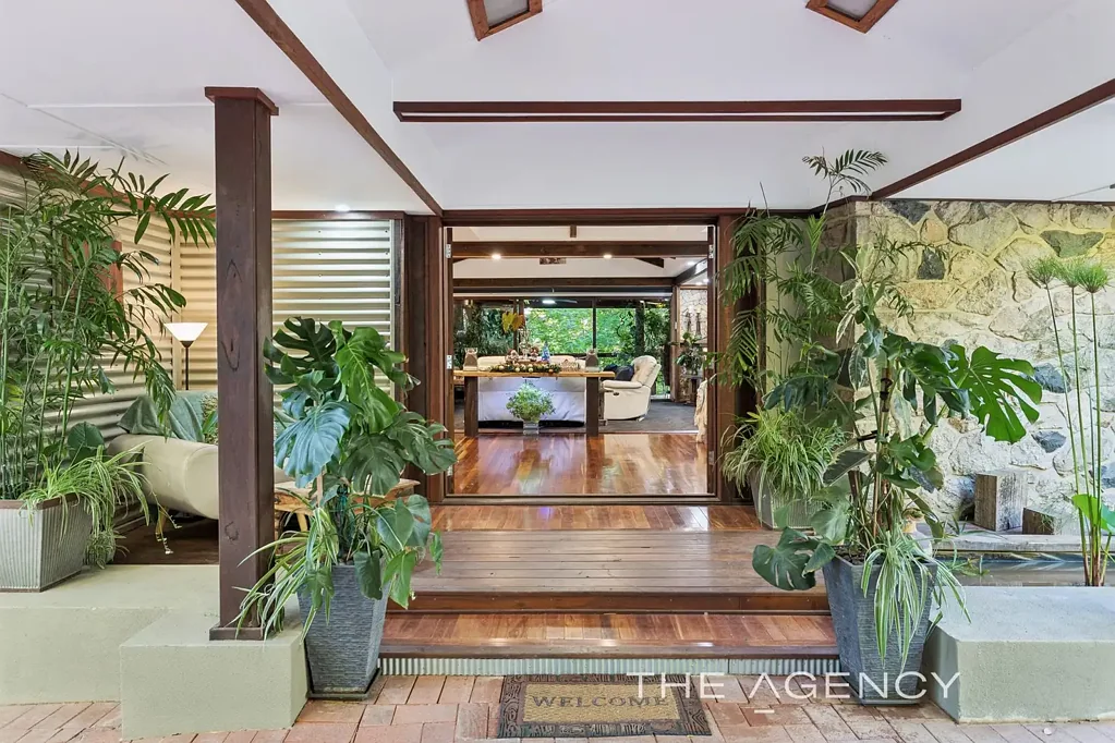 Darlington 4Moenga Enchanting Bespoke Rustic Retreat In Dress Circle Location