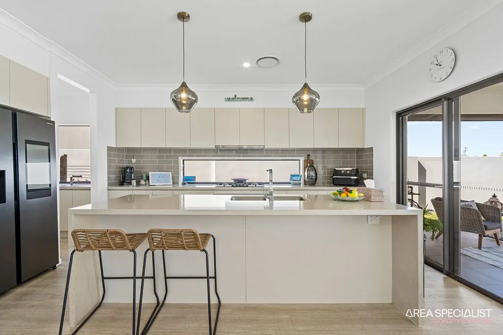 Jacobs Well 5ਬੈੱਡਰੂਮ Easy, Low-Maintenance Family Living in Calypso Bay