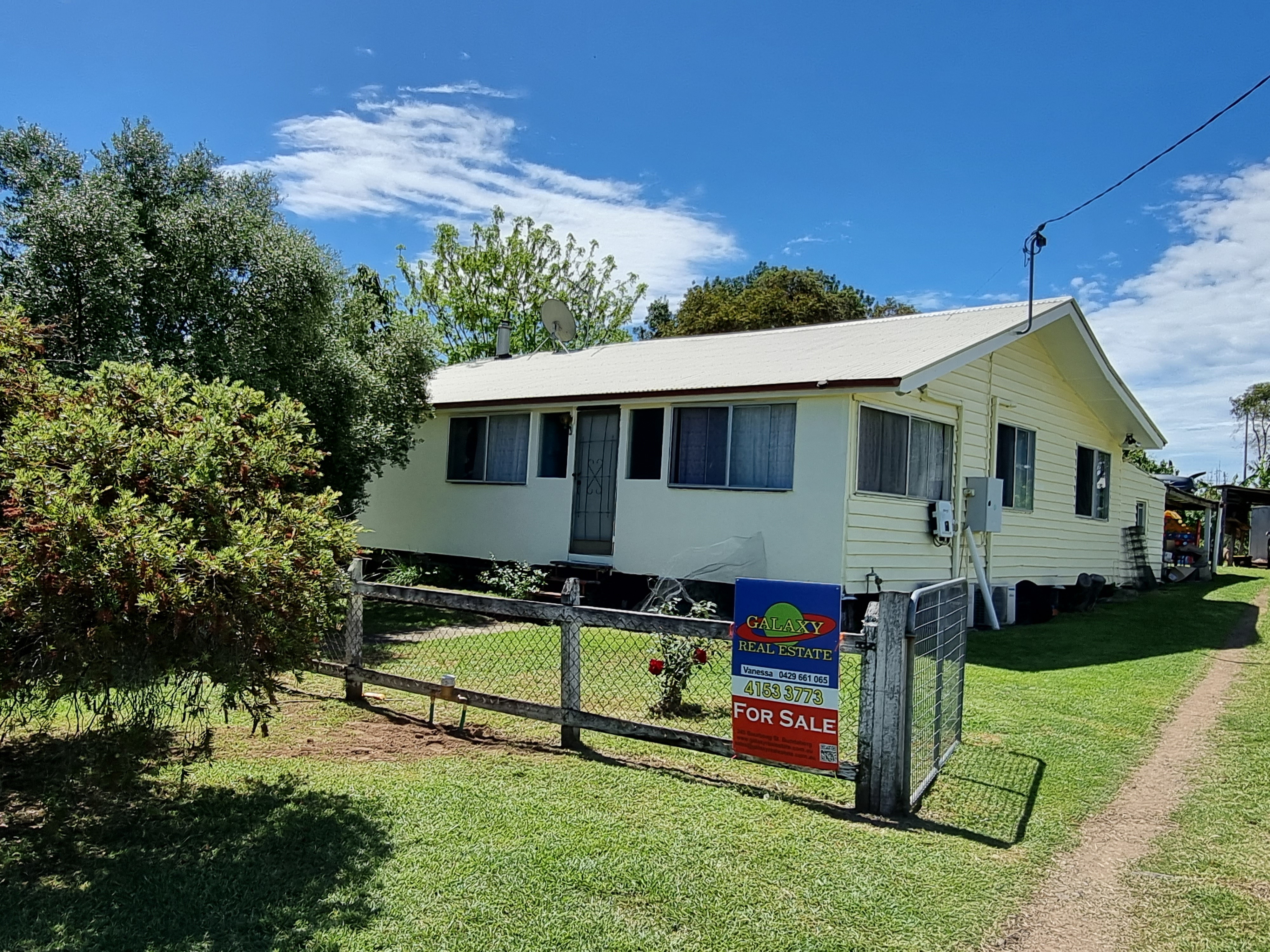 6 STUART ST, MONTO QLD 4630, 0 غرف, 0 حمامات, House