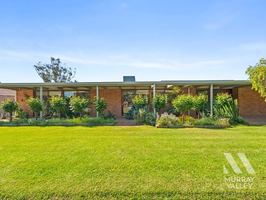 Yarrawonga 4कमरा Space, Comfort and Outdoor Living – All in One!