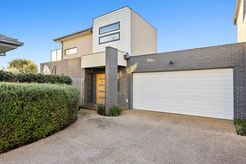Capel Sound 3침실 Stylish Beachside Living - Only 300m to the Foreshore!