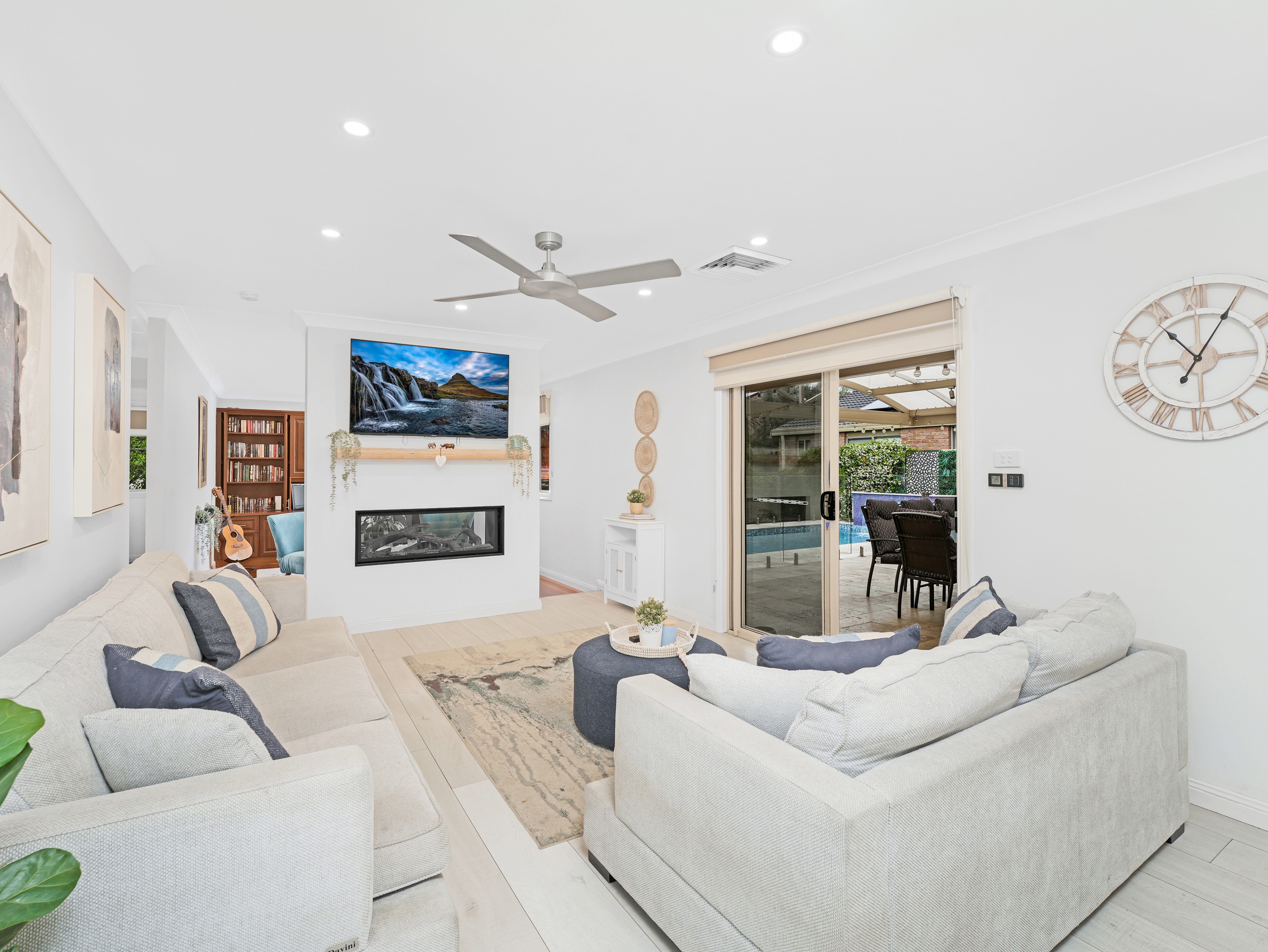 5 SANDOWN CL, CASULA NSW 2170, 0部屋, 0バスルーム, House