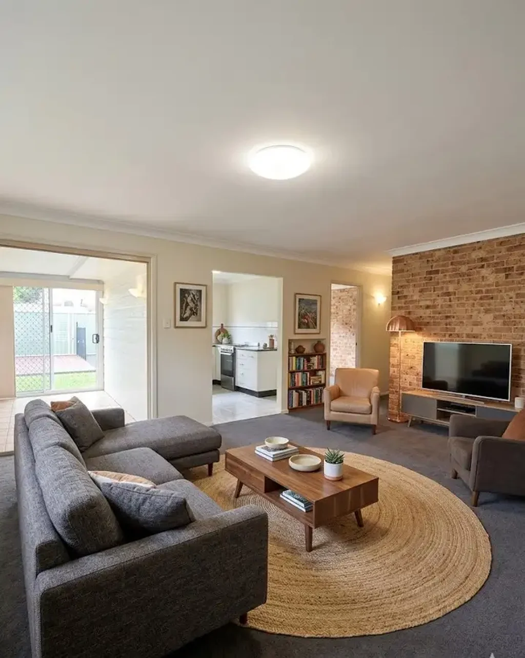 Effortless Modern Living Meets Unbeatable Convenience
