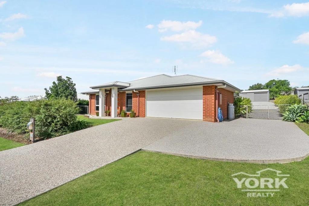 Meringandan West 3 Bedroom Peaceful Rural Setting - Best Brick Buy!