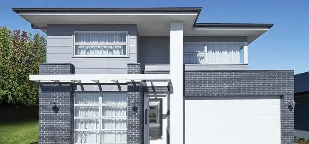 Stunning, Brand-New Ex-Display Home in the Heart of Marsden Park