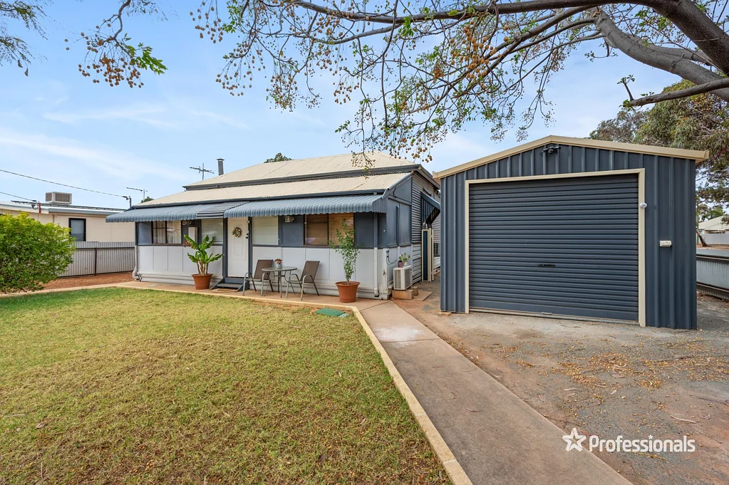 27 Lewis Street, Lamington, WA 6430