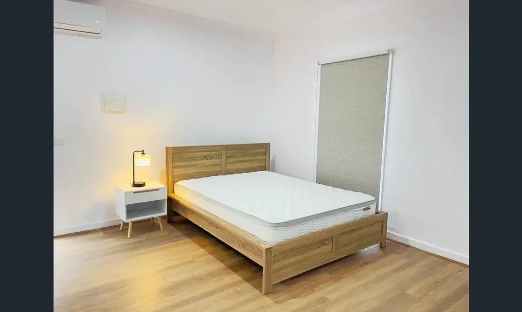 300$/W Modern Share House II Warragul