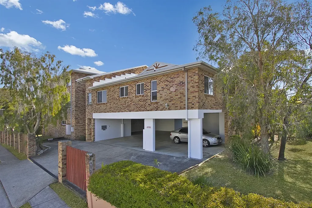 1/237 Cavendish Road, Coorparoo, QLD 4151