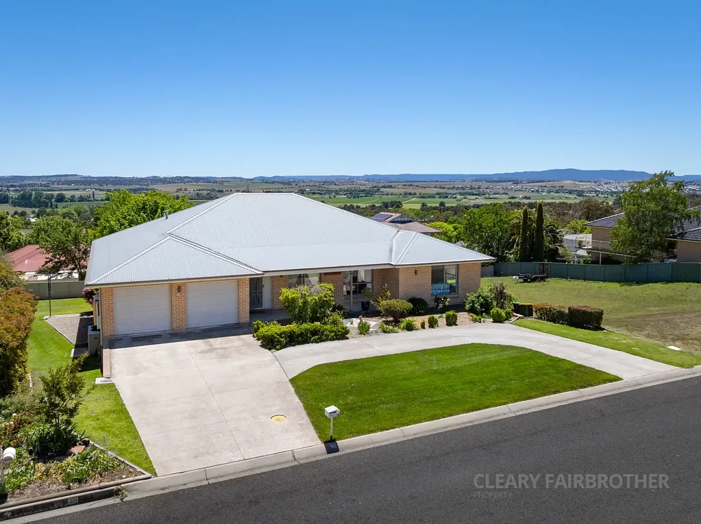 61 Osborne Avenue, West Bathurst, NSW 2795